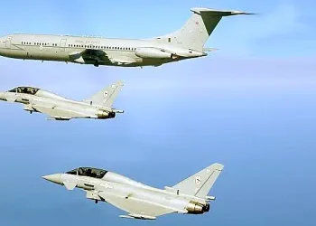 Typhoons Refuelled in Mid-Air. Photo by Defence Images. Flickr.