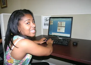 Youth volunteer program kicks off. Photo by Fort George G. Meade. Flickr.