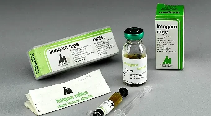 Human rabies immunoglobin vaccine and packaging. Photo by Institut Mérieux. British Science Museum.