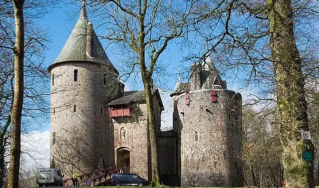 Castell Coch in Glamorgan, Wales. Photo by DeFacto. Wikimedia.