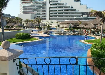 JW Marriott Cancun. Photo by Curtis Palmer. Flickr.