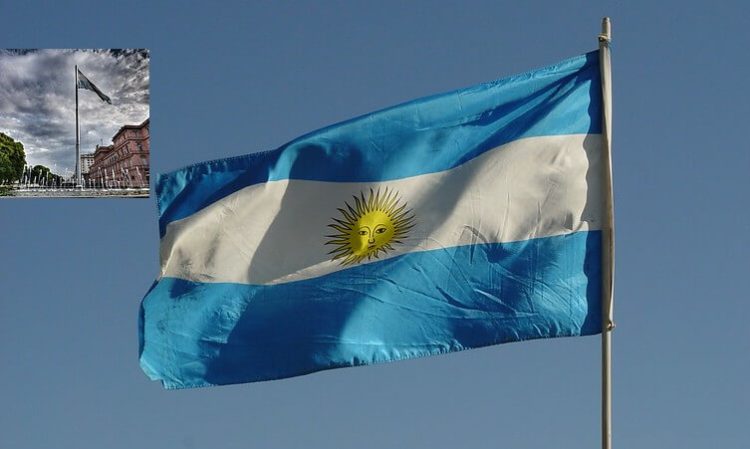 US-Argentina relations. Argentina flag and the Argentinian capital city. Photo by Franco Folini. Flickr.