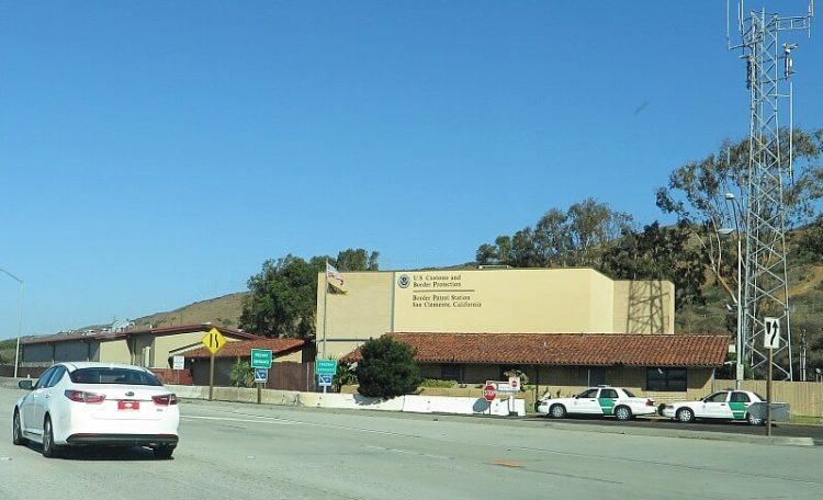 Border Patrol marksman. United States Border Patrol Station, Near San Clemente, California. Photo by Ken Lund. Wikimedia.