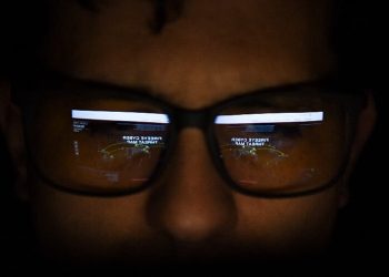 Air Force Tech. Sgt. Jochen Emrich, of the 189th Airlift Wing, assesses real-world cyber threats, Little Rock Air Force Base. Photo by Sgt. Porter. DOD.