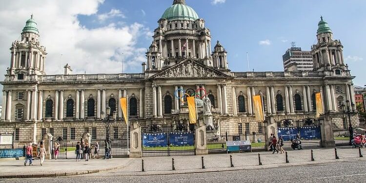 Belfast City Hall. Photo by William Murphy. Flickr.