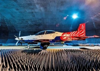 Aircraft inside current anti-jamming facility. Photo by Qinetiq. MOD.