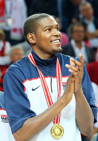 Kevin Durant 4x gold medalist in 2010. Photo by Christopher Johnson from Tokyo, Japan. Wikimedia.