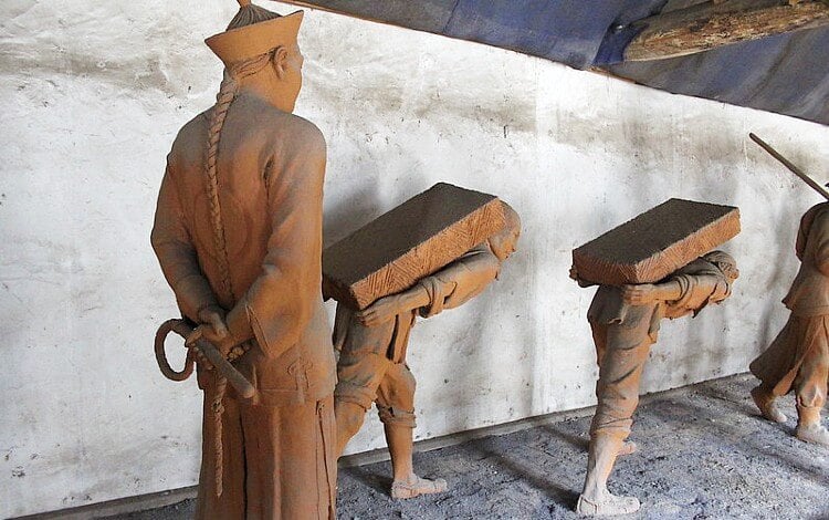 Neixiang Yamen, Forced Labor. Photo by Gary Lee Todd, Ph.D. Flickr.