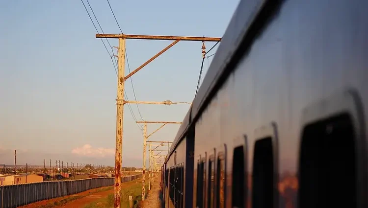 Riding the rails from Johannesburg to Cape Town. Photo by Bowkerb. Flickr.