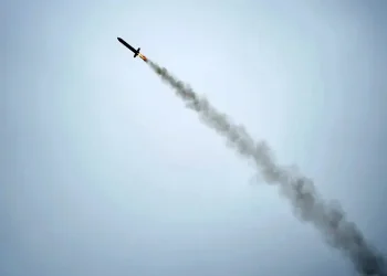 Rocket rising to top altitude. Photo by AstroX.