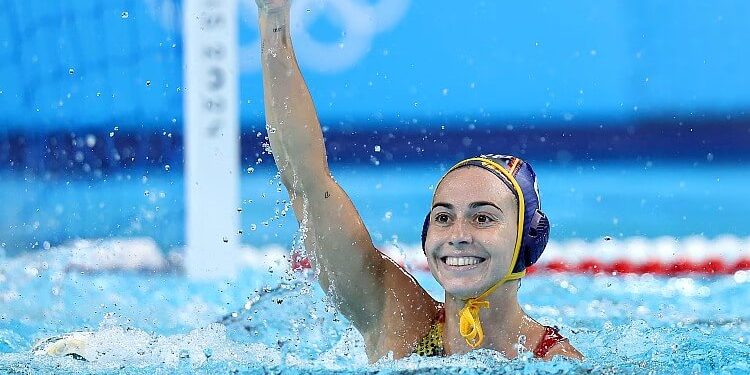 Spain win Gold in the Womens Water Polo in Paris. Photo by Quinn Rooney. Getty Images.