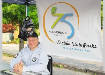 HBT-AmeriCorps Interpreter Volunteer. Photo by Virginia State Parks.