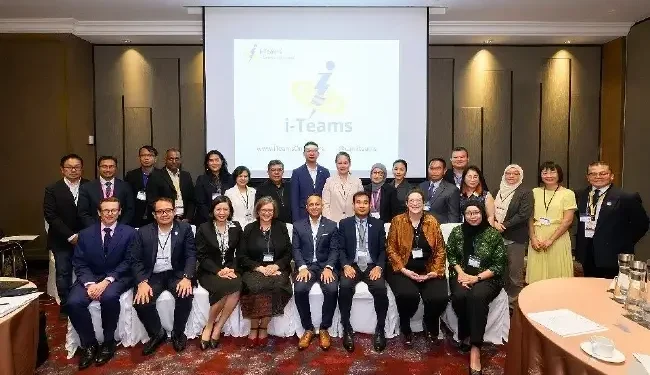 ASEAN i-Teams project hosting a knowledge-sharing session on technology commercialisation with the ASEAN Committee on Science, Technology and Innovation. Photo by the British High Commission to Singapore.
