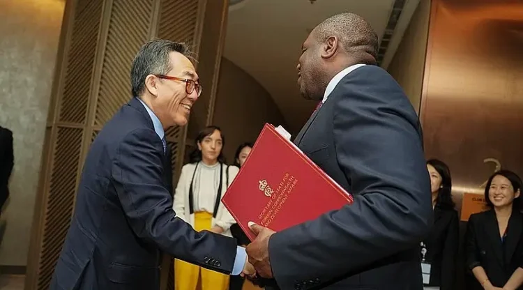 Foreign Secretary David Lammy attends the ASEAN Foreign Ministers meeting in Laos. Photo by Foreign, Commonwealth & Development Office.