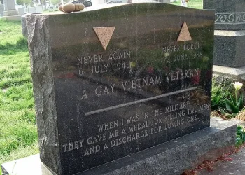 Gay Veteran headstone. Photo by Butchinson.