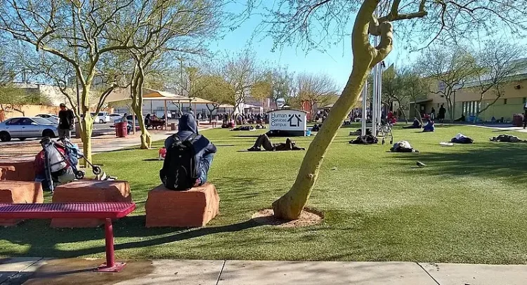 Phoenix AZ- CASS fenced yard for homeless on campus. Photo by Thayne Tuason.