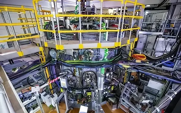 Wide angle of MAST Upgrade machine. Photo by the UK Atomic Energy Authority.
