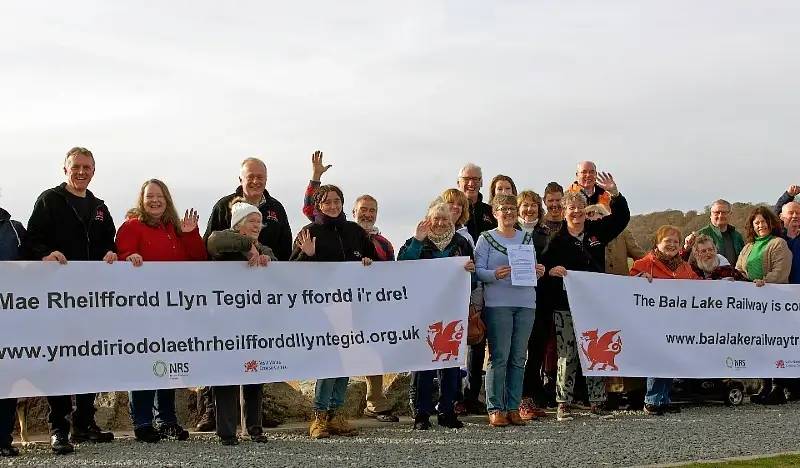 Bala Lake Railway Trust supporters. Photo by the UK Government.