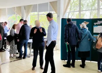 Environment Agency Guildford flood scheme drop-in event. Photo by the Environment Agency