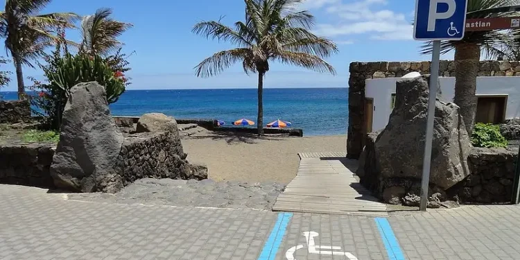 Costal Disabled-Access. Photo by Katie Belle.