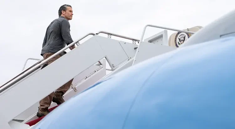 Defense Secretary Pete Hegseth departs Joint Base Andrews, Md., with Vice President JD Vance to assess the operational control of the U.S.-Mexico border in Laredo, Texas, March 5, 2025. Photo by NPO Kubitza
