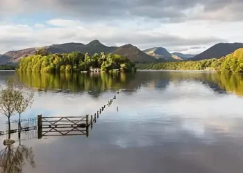Flooded Derwent Field and 5 Bar Gate in Keswick. Photo by DEFRA.