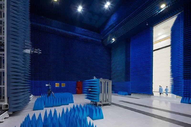 NSTF Harwell Electormagnetic Chamber. Photo by the MOD.