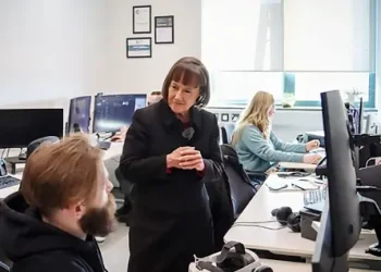 Welsh Secretary Jo Stevens meeting with businesses at M-SParc in Anglesey. Photo by the Wales Office.