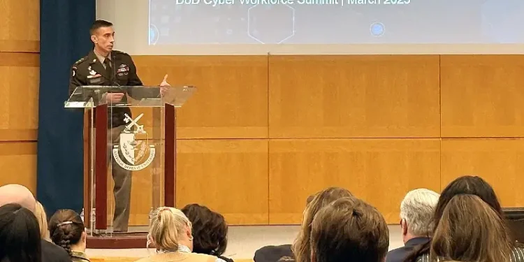 Army Lt. Gen. Paul T. Stanton, DISA director and JFHQ-DODIN commander, speaks at the DOD Cyber Workforce Summit. Photo by the DOD.