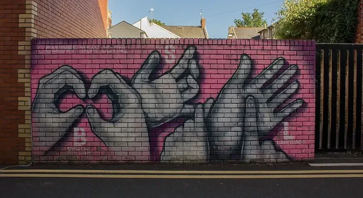 British Sign Language on Elm St Graffiti Alley, Roath, Cardiff. Photo by Dai Lygad.