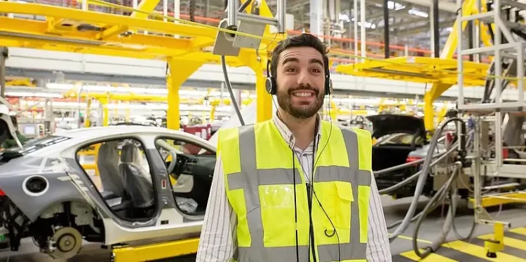 Jaguar MENA Factory in the UK. Photo by Jaguar Mena.