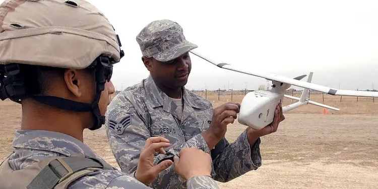 UAV prepared for flight by US troops. Photo by Portalaire.