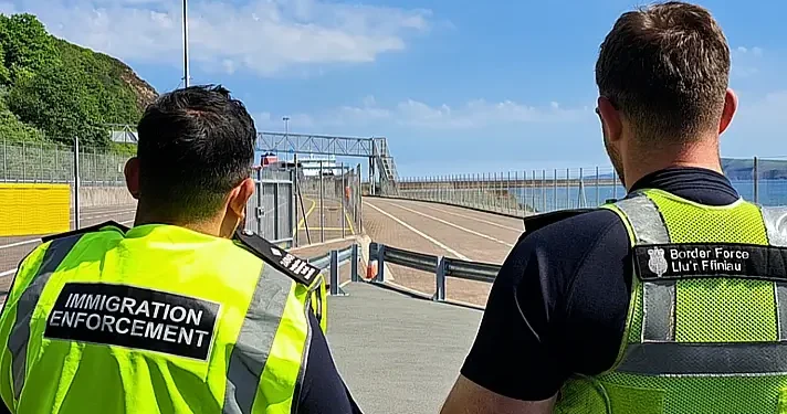 33 illegal entrants and suspected people smugglers arrested. Photo by the Home Office.