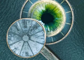 Aerial shot of a circular slipway, Ardingly reservoir, West Sussex. Photo by DEFRA.