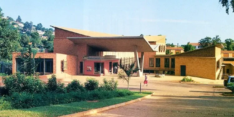 British High Commission Kampala. Photo by Rup235.