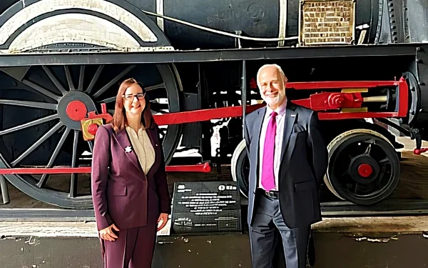 Fabian Hamilton with HMA Dunne in Paraguay. Photo by the Foreign Office.