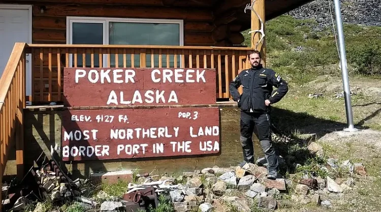 Poker Creek Crossing. Photo by Teo Romera.
