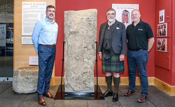 The stone’s unveiling. Photo by Angus Mackay Photography.