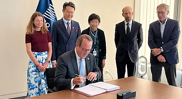 Adam Williams IPO CEO, WIPO DG Daren Tang and delegation. Photo by the IPO.