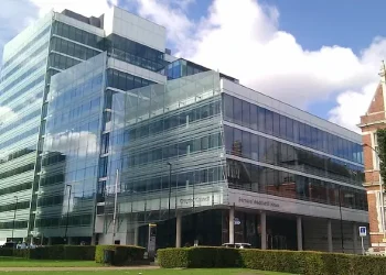 Croydon Council Offices. Photo by osde8info.