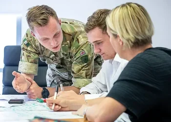 Employers and reservists at an employer engagement event hosted by the British Army. Photo by the RFCA.