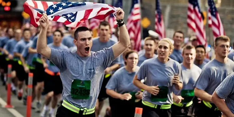 Marines, soldiers, wounded warriors, cadets run in New York City Tunnel to Towers Run. Photo by NYC Marines.