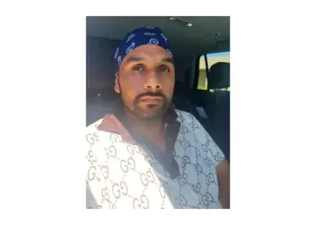 Arrest detainer for criminal illegal alien Harjinder Singh. Photo by ICE.