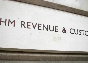 HM Revenue & Customs signage. Photo by Jam 90s.