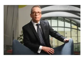 Sir Ian Bauckham CBE. Photo by Ofqual.