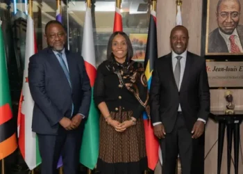 Mr. Abdérahmane Berthé, AFRAA Secretary General, Mrs. Kanayo Awani, Executive Vice President, Intra-African Trade and Export Development, Afreximbank and Mr. Allan Kilavuka, Kenya Airways CEO. Photo by APO.