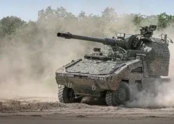 The RCH 155 is mounted on to a BOXER armoured vehicle. Photo by the MOD.