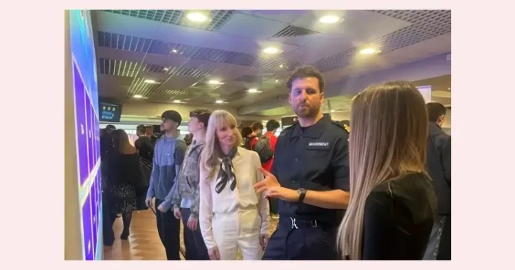 500 students now learning latest digital and cyber defence skills. Photo by the MOD.