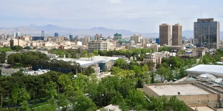 South Tehran Skyline from Laleh International Hotel. Photo by A. Davey from Portland, Oregon.