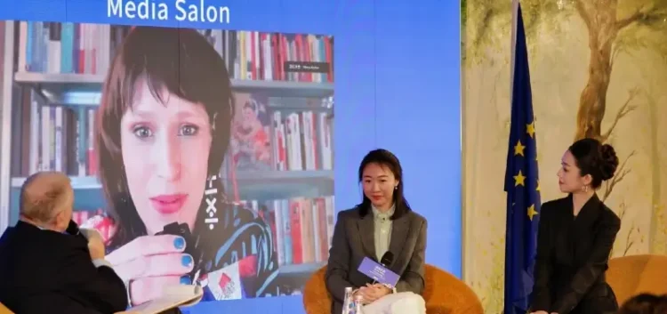 The Salon included extended networking and interactive games. Photo by the European Union.